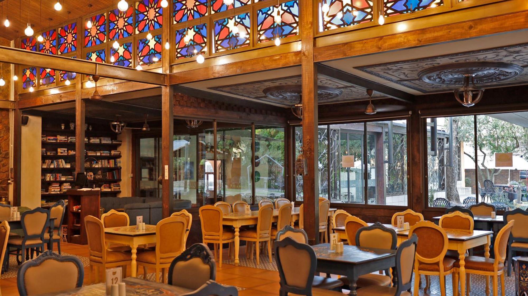 Qurtuba Hotel And Spa Sandown エクステリア 写真