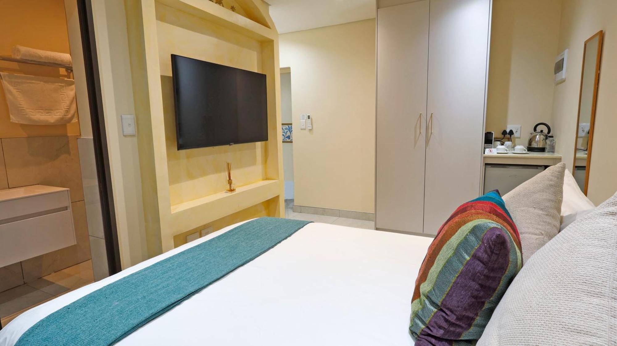 Qurtuba Hotel And Spa Sandown エクステリア 写真